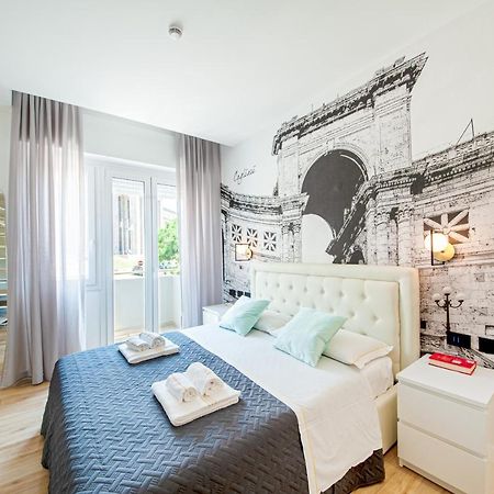 Eleonore Elegant Room Suite 卡利亚里 外观 照片